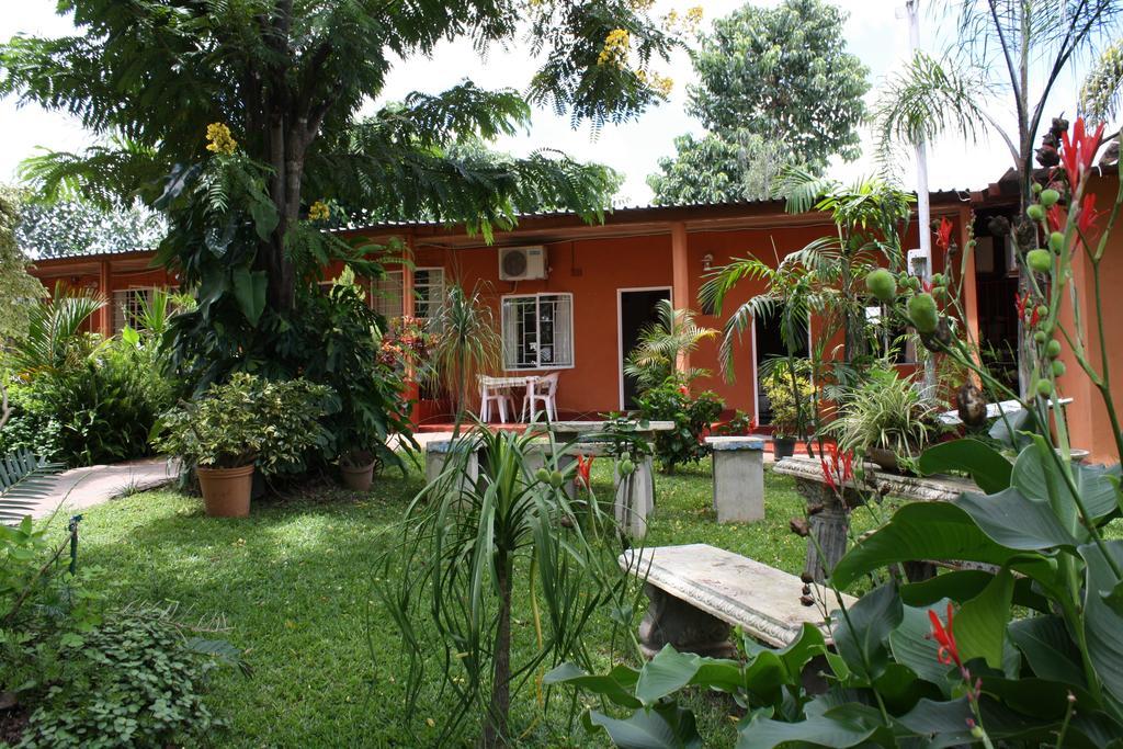 Palmwood Lodge ลุซากา ภายนอก รูปภาพ