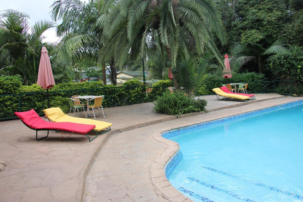 Palmwood Lodge ลุซากา ภายนอก รูปภาพ