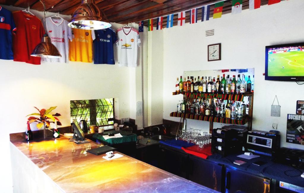 Palmwood Lodge ลุซากา ภายนอก รูปภาพ